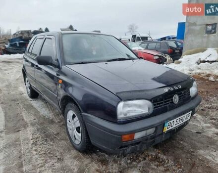 Синий Фольксваген Гольф, объемом двигателя 1.6 л и пробегом 256 тыс. км за 1850 $, фото 1 на Automoto.ua