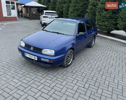 Синий Фольксваген Гольф, объемом двигателя 1.9 л и пробегом 200 тыс. км за 1900 $, фото 1 на Automoto.ua
