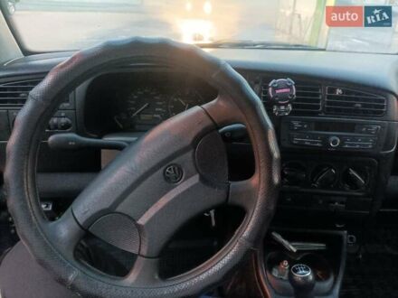 Синий Фольксваген Гольф, объемом двигателя 1.8 л и пробегом 360 тыс. км за 2200 $, фото 1 на Automoto.ua