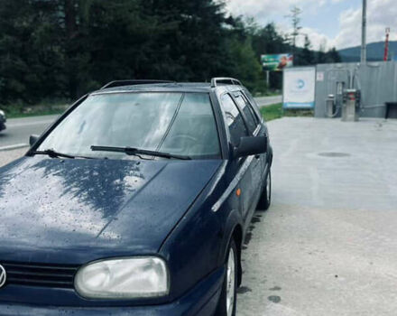 Синий Фольксваген Гольф, объемом двигателя 1.39 л и пробегом 243 тыс. км за 2300 $, фото 1 на Automoto.ua