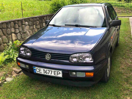 Фольксваген Гольф 1997 в Вижнице на Automoto.ua Синий Фольксваген Гольф, объемом двигателя 1.6 л и пробегом 200 тыс. км за 2450 $, фото 1 на Automoto.ua
