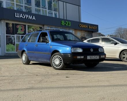 Синий Фольксваген Гольф, объемом двигателя 1.9 л и пробегом 298 тыс. км за 2600 $, фото 1 на Automoto.ua