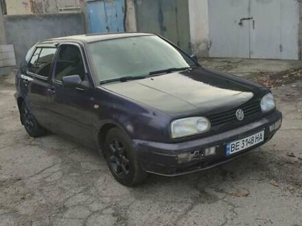 Синий Фольксваген Гольф, объемом двигателя 1.39 л и пробегом 200 тыс. км за 1650 $, фото 1 на Automoto.ua