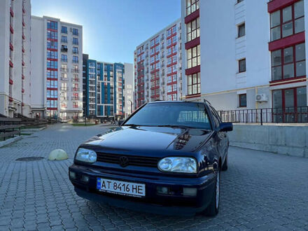 Синий Фольксваген Гольф, объемом двигателя 1.9 л и пробегом 379 тыс. км за 3150 $, фото 1 на Automoto.ua