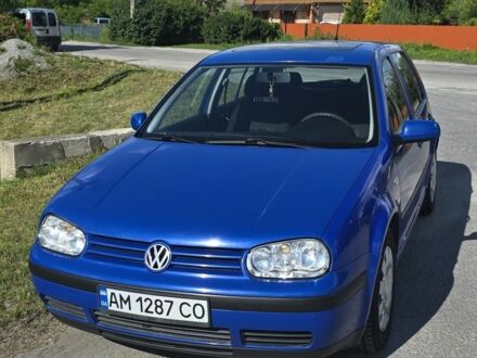 Синий Фольксваген Гольф, объемом двигателя 1.4 л и пробегом 212 тыс. км за 3250 $, фото 1 на Automoto.ua