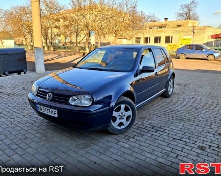 Синий Фольксваген Гольф, объемом двигателя 1.4 л и пробегом 278 тыс. км за 2850 $, фото 1 на Automoto.ua