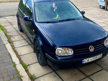 Синій Фольксваген Гольф, об'ємом двигуна 1.6 л та пробігом 330 тис. км за 3800 $, фото 1 на Automoto.ua