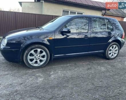 Синий Фольксваген Гольф, объемом двигателя 1.6 л и пробегом 290 тыс. км за 3350 $, фото 1 на Automoto.ua