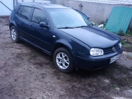 Синий Фольксваген Гольф, объемом двигателя 1.4 л и пробегом 230 тыс. км за 1650 $, фото 1 на Automoto.ua