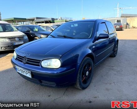 Синий Фольксваген Гольф, объемом двигателя 1.4 л и пробегом 300 тыс. км за 2700 $, фото 1 на Automoto.ua