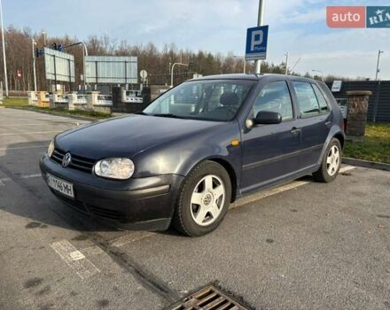 Синий Фольксваген Гольф, объемом двигателя 1.39 л и пробегом 247 тыс. км за 2850 $, фото 1 на Automoto.ua