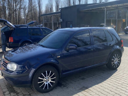 Фольксваген Гольф 1998 в Полтаве на Automoto.ua Синий Фольксваген Гольф, объемом двигателя 1.39 л и пробегом 228 тыс. км за 3900 $, фото 1 на Automoto.ua