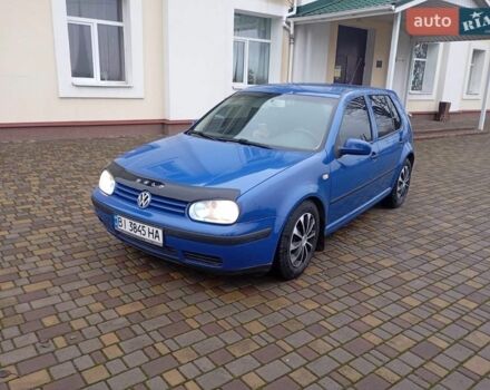 Синий Фольксваген Гольф, объемом двигателя 1.39 л и пробегом 250 тыс. км за 3800 $, фото 1 на Automoto.ua