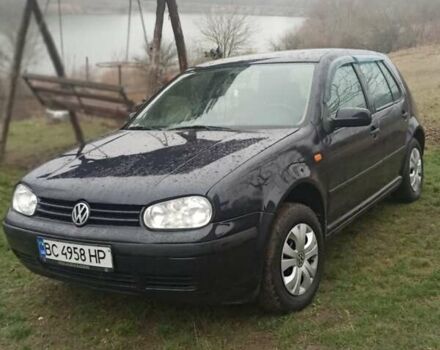 Синий Фольксваген Гольф, объемом двигателя 1.39 л и пробегом 250 тыс. км за 3600 $, фото 1 на Automoto.ua