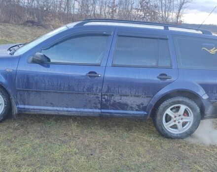 Синий Фольксваген Гольф, объемом двигателя 1.6 л и пробегом 340 тыс. км за 3000 $, фото 1 на Automoto.ua