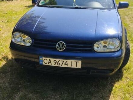 Фольксваген Гольф 1999 в Черкассах на Automoto.ua Синий Фольксваген Гольф, объемом двигателя 1.6 л и пробегом 200 тыс. км за 3800 $, фото 1 на Automoto.ua