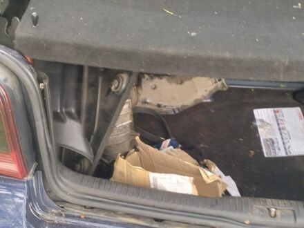 Синий Фольксваген Гольф, объемом двигателя 0 л и пробегом 350 тыс. км за 900 $, фото 1 на Automoto.ua