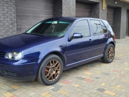 Синий Фольксваген Гольф, объемом двигателя 1.6 л и пробегом 310 тыс. км за 4600 $, фото 1 на Automoto.ua