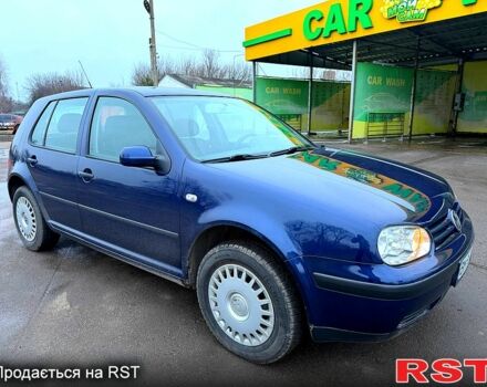 Синий Фольксваген Гольф, объемом двигателя 1.4 л и пробегом 226 тыс. км за 3750 $, фото 1 на Automoto.ua