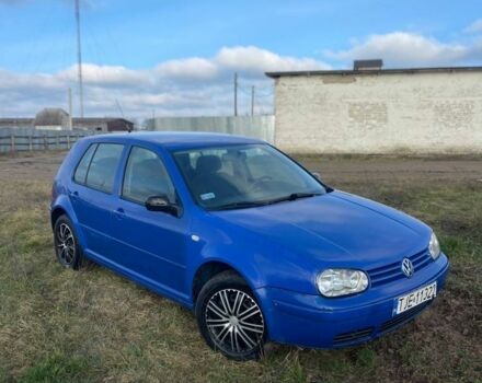 Синий Фольксваген Гольф, объемом двигателя 1.9 л и пробегом 300 тыс. км за 1500 $, фото 1 на Automoto.ua