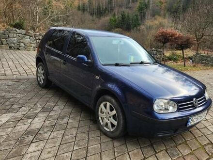 Синий Фольксваген Гольф, объемом двигателя 1.4 л и пробегом 380 тыс. км за 2800 $, фото 1 на Automoto.ua