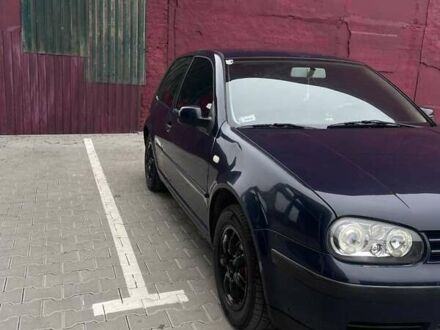 Синий Фольксваген Гольф, объемом двигателя 1.4 л и пробегом 270 тыс. км за 3100 $, фото 1 на Automoto.ua