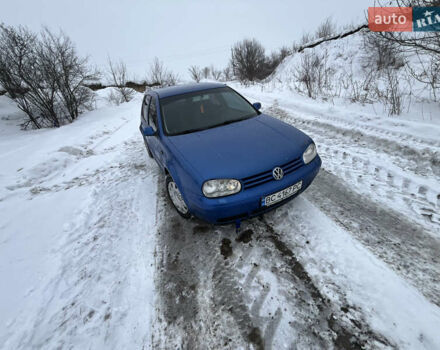 Синий Фольксваген Гольф, объемом двигателя 1.6 л и пробегом 322 тыс. км за 3850 $, фото 1 на Automoto.ua