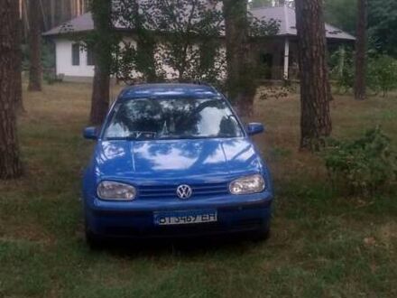 Синий Фольксваген Гольф, объемом двигателя 2 л и пробегом 370 тыс. км за 3700 $, фото 1 на Automoto.ua