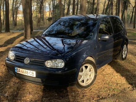 Синий Фольксваген Гольф, объемом двигателя 1.6 л и пробегом 207 тыс. км за 4500 $, фото 1 на Automoto.ua
