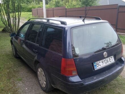 Синий Фольксваген Гольф, объемом двигателя 1.6 л и пробегом 400 тыс. км за 2850 $, фото 1 на Automoto.ua