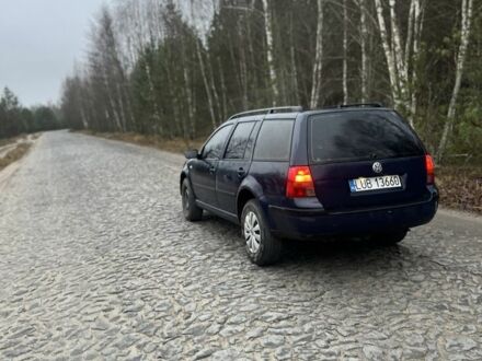 Синий Фольксваген Гольф, объемом двигателя 1.9 л и пробегом 380 тыс. км за 1150 $, фото 1 на Automoto.ua