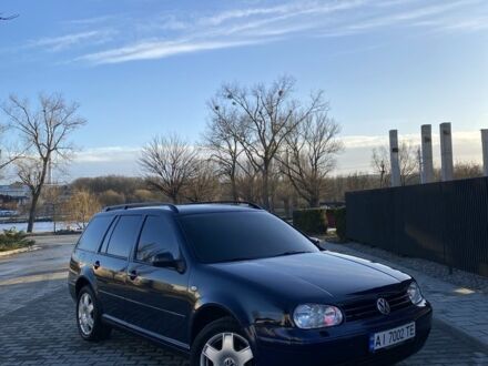 Синий Фольксваген Гольф, объемом двигателя 1.9 л и пробегом 244 тыс. км за 3850 $, фото 1 на Automoto.ua