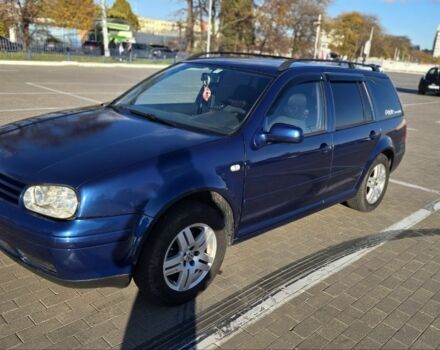 Синий Фольксваген Гольф, объемом двигателя 1.4 л и пробегом 416 тыс. км за 5000 $, фото 1 на Automoto.ua