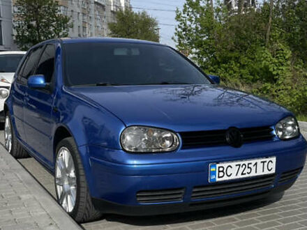 Фольксваген Гольф 2000 в Львове на Automoto.ua Синий Фольксваген Гольф, объемом двигателя 1.6 л и пробегом 241 тыс. км за 5300 $, фото 1 на Automoto.ua