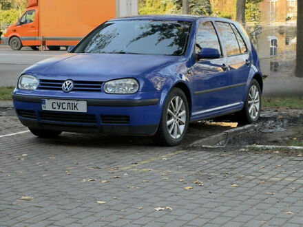 Синий Фольксваген Гольф, объемом двигателя 1.6 л и пробегом 218 тыс. км за 4500 $, фото 1 на Automoto.ua