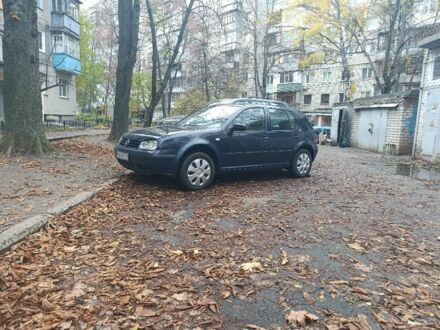 Синій Фольксваген Гольф, об'ємом двигуна 1.4 л та пробігом 200 тис. км за 1500 $, фото 1 на Automoto.ua