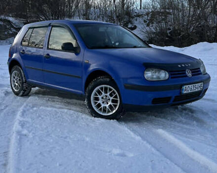 Синий Фольксваген Гольф, объемом двигателя 1.6 л и пробегом 375 тыс. км за 2999 $, фото 1 на Automoto.ua