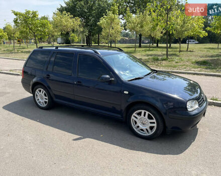 Синий Фольксваген Гольф, объемом двигателя 1.6 л и пробегом 195 тыс. км за 5000 $, фото 1 на Automoto.ua