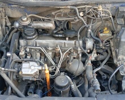 Синий Фольксваген Гольф, объемом двигателя 1.9 л и пробегом 500 тыс. км за 1000 $, фото 1 на Automoto.ua