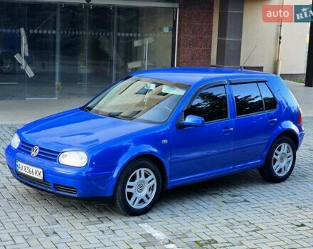 Синий Фольксваген Гольф, объемом двигателя 1.6 л и пробегом 200 тыс. км за 3400 $, фото 1 на Automoto.ua