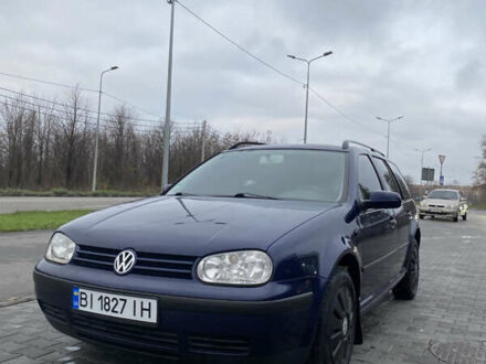 Синий Фольксваген Гольф, объемом двигателя 1.6 л и пробегом 285 тыс. км за 4500 $, фото 1 на Automoto.ua