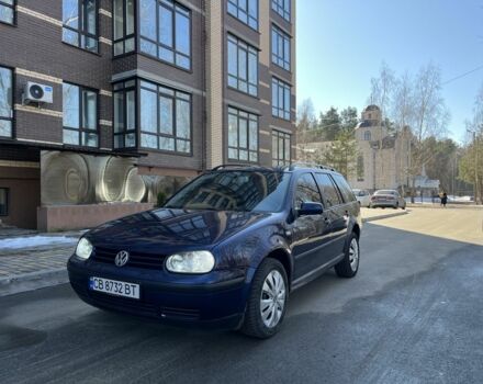 Синий Фольксваген Гольф, объемом двигателя 2 л и пробегом 250 тыс. км за 4200 $, фото 1 на Automoto.ua