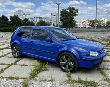 Синий Фольксваген Гольф, объемом двигателя 1.4 л и пробегом 233 тыс. км за 3151 $, фото 1 на Automoto.ua