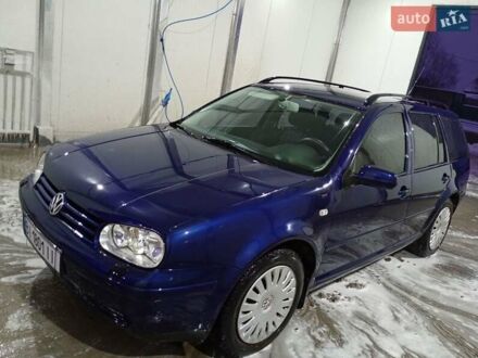 Синий Фольксваген Гольф, объемом двигателя 1.6 л и пробегом 330 тыс. км за 3800 $, фото 1 на Automoto.ua