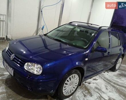 Синий Фольксваген Гольф, объемом двигателя 1.6 л и пробегом 330 тыс. км за 3800 $, фото 1 на Automoto.ua