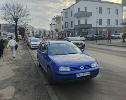 Синий Фольксваген Гольф, объемом двигателя 1.6 л и пробегом 270 тыс. км за 3333 $, фото 1 на Automoto.ua