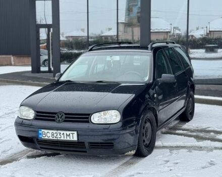 Синий Фольксваген Гольф, объемом двигателя 1.6 л и пробегом 206 тыс. км за 2555 $, фото 1 на Automoto.ua