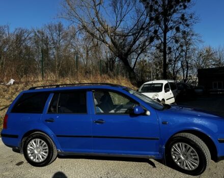 Синий Фольксваген Гольф, объемом двигателя 0 л и пробегом 280 тыс. км за 3200 $, фото 1 на Automoto.ua
