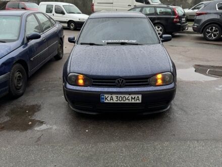 Синий Фольксваген Гольф, объемом двигателя 1.6 л и пробегом 290 тыс. км за 5000 $, фото 1 на Automoto.ua