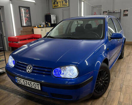 Синий Фольксваген Гольф, объемом двигателя 1.39 л и пробегом 218 тыс. км за 3800 $, фото 1 на Automoto.ua